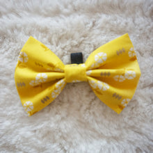 Load image into Gallery viewer, Yellow Daisy Metallic Bow