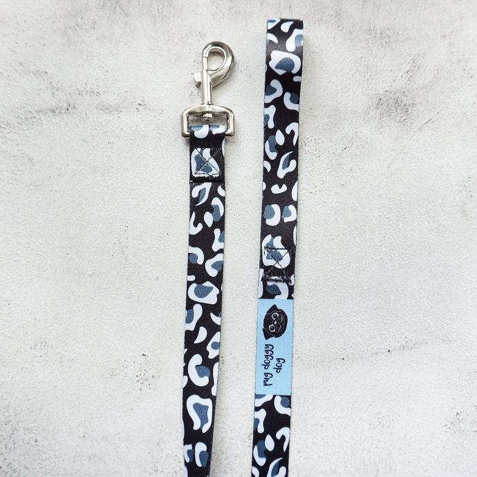 size large black and white leopard print dog lead